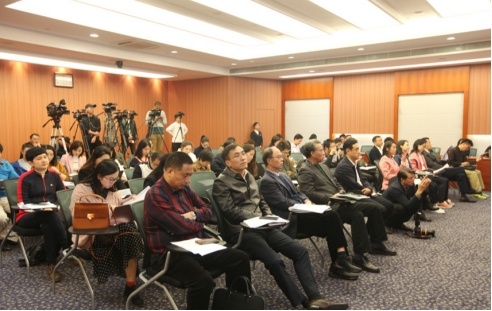 国新办介绍新闻发布及发言人制度建设进展